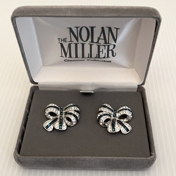 NEW Nolan Miller Broadway Bow Clip On Earrings - Picture 2 of 7